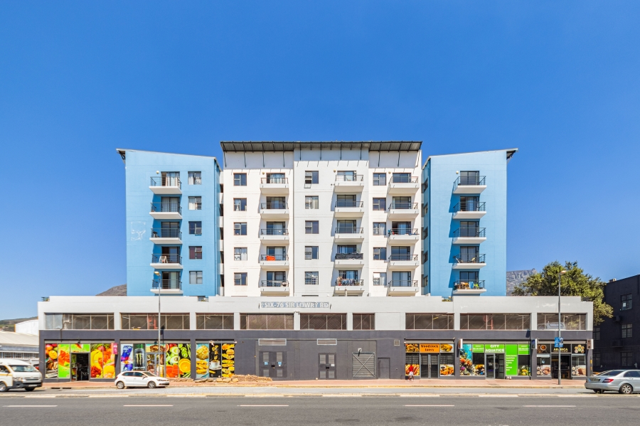 1 Bedroom Property for Sale in Zonnebloem Western Cape